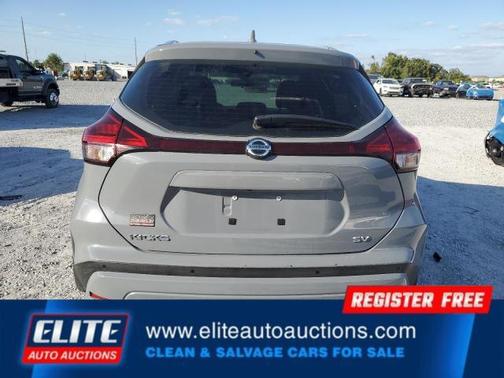 2021 Nissan Kicks SV