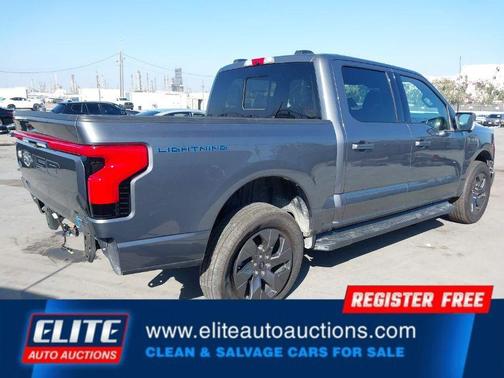 2023 Ford F-150 Lightning LARIAT