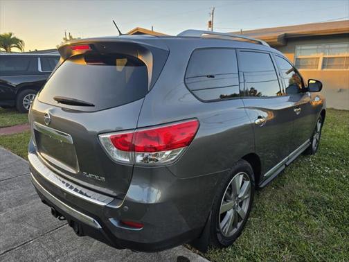 2016 Nissan Pathfinder Platinum