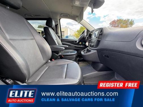 2021 Mercedes-Benz Metris Base