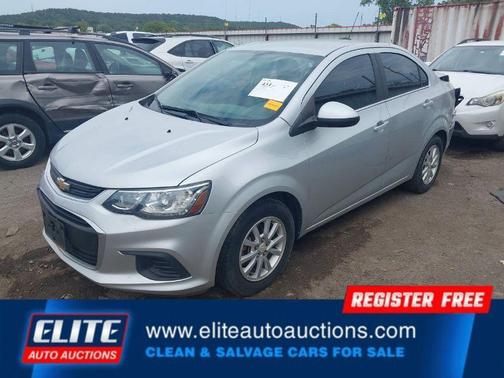 2017 Chevrolet Sonic LT