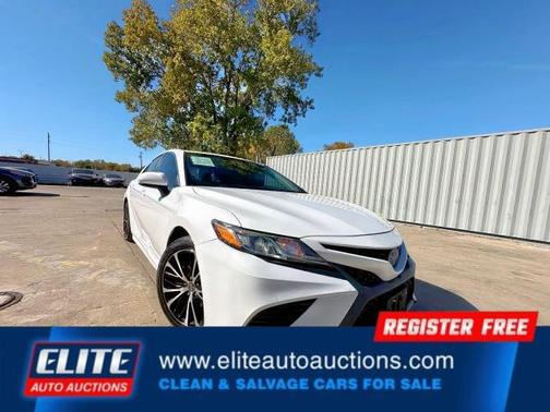 2018 Toyota Camry SE