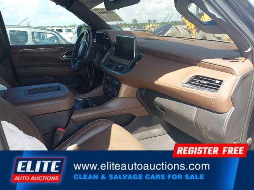 2022 Chevrolet Suburban 4WD High Country