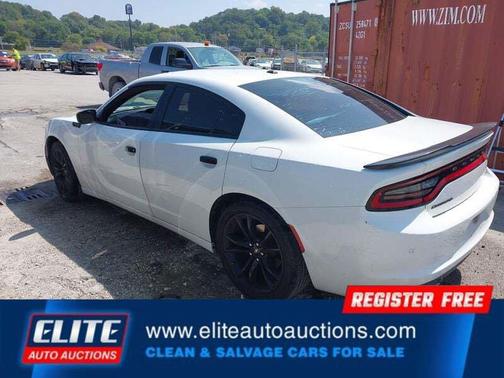 White Knuckle Clearcoat 2017 Dodge Charger SE