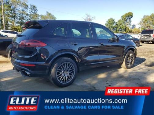 2017 Porsche Cayenne Platinum Edition