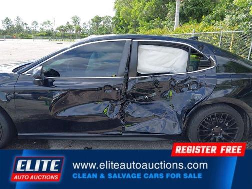 2023 Toyota Camry SE