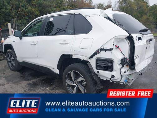 2024 Toyota RAV4 Prime SE