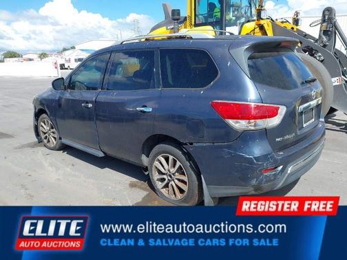 2015 Nissan Pathfinder S