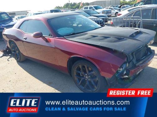 2022 Dodge Challenger SXT
