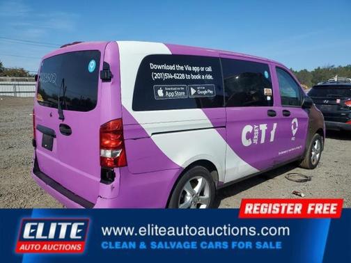 2018 Mercedes-Benz Metris Base