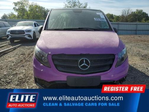 2018 Mercedes-Benz Metris Base