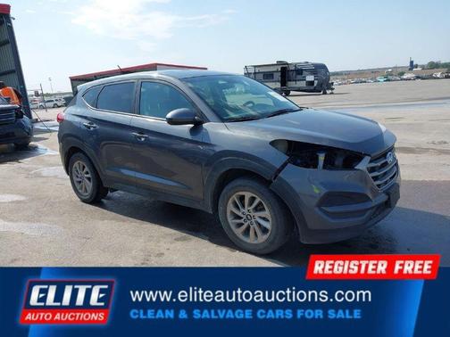 2017 Hyundai TUCSON SE