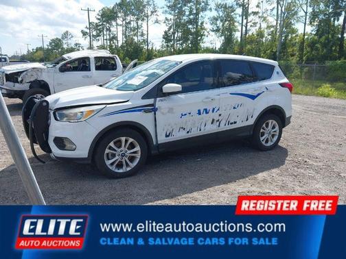 2019 Ford Escape SE