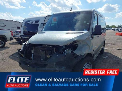 2022 Mercedes-Benz Sprinter 2500 Standard Roof