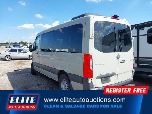 2022 Mercedes-Benz Sprinter 2500 Standard Roof