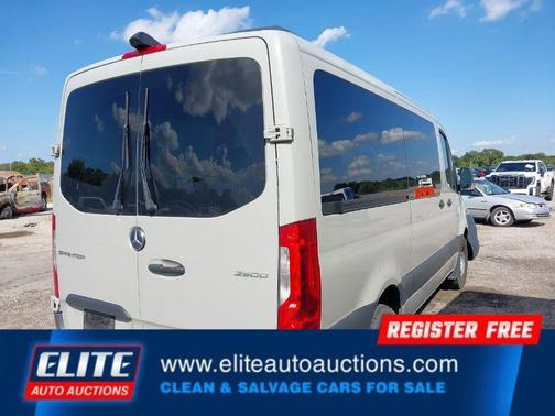 2022 Mercedes-Benz Sprinter 2500 Standard Roof