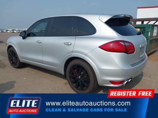 2012 Porsche Cayenne Turbo