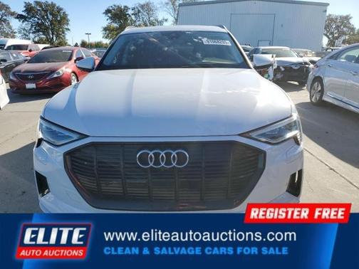 2021 Audi e-tron Premium