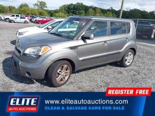 2011 Kia Soul +