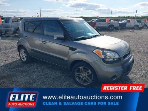 2011 Kia Soul +