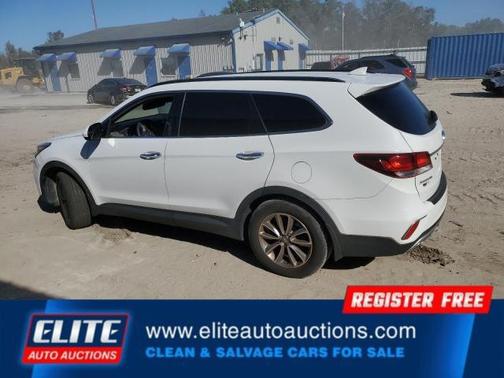 2018 Hyundai SANTA FE SE