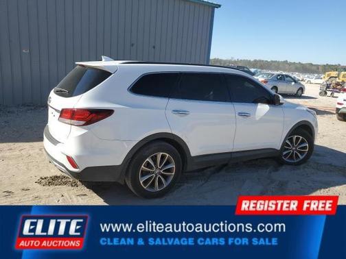 2018 Hyundai SANTA FE SE