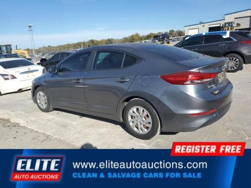 2018 Hyundai ELANTRA SE