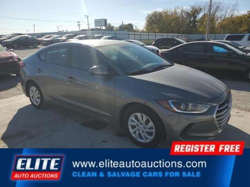 2018 Hyundai ELANTRA SE