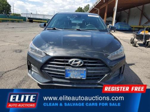 2019 Hyundai Veloster 2