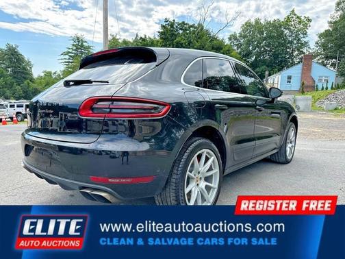 Black 2016 Porsche Macan Macan Turbo