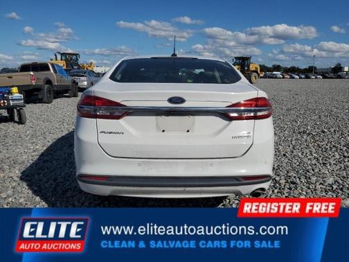 2018 Ford Fusion Hybrid SE
