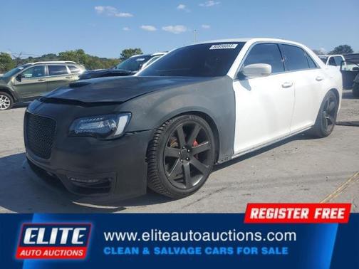 2012 Chrysler 300 SRT8