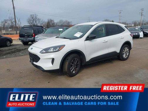 2022 Ford Escape SE