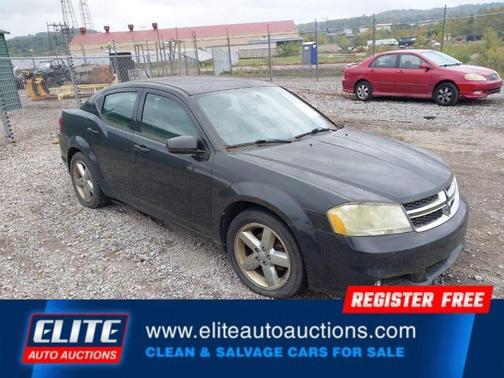 2011 Dodge Avenger Lux