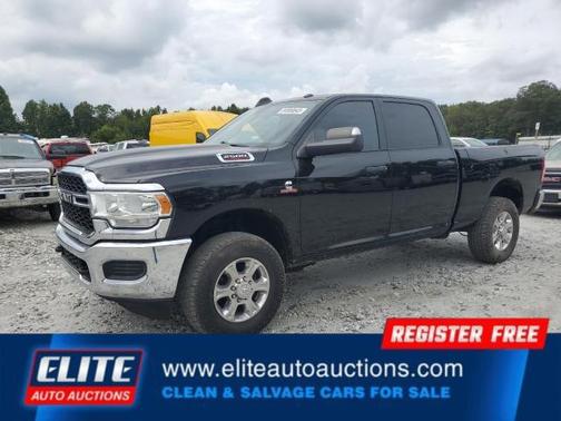 2021 RAM 2500 Tradesman Crew Cab 4x4 6'4' Box
