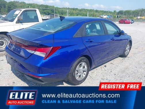 2023 Hyundai ELANTRA SE