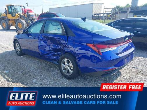 2023 Hyundai ELANTRA SE