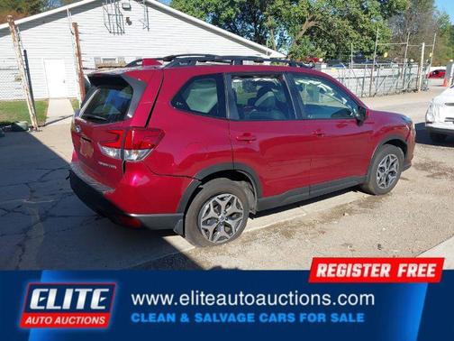 2023 Subaru Forester Premium