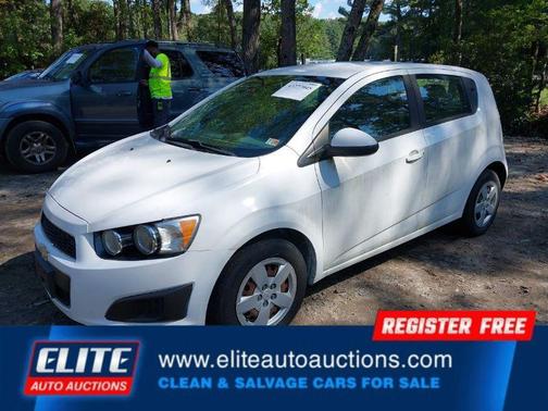 2014 Chevrolet Sonic LS