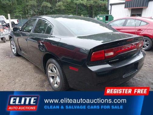 2013 Dodge Charger SE