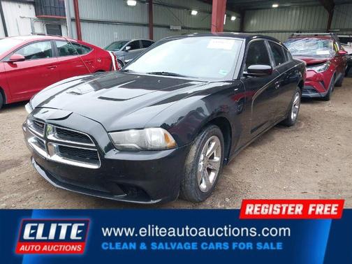 2013 Dodge Charger SE