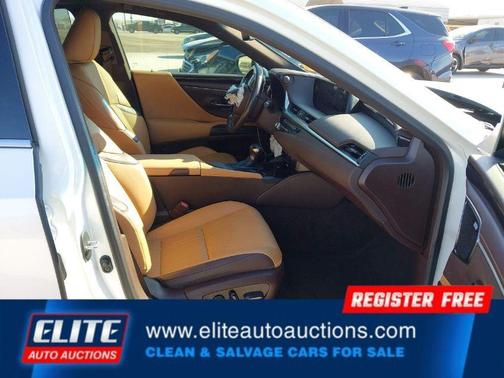 2021 Lexus ES 300h Ultra Luxury