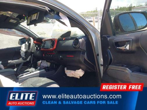 2020 Toyota Tacoma TRD Sport