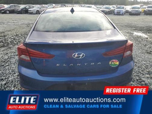 2019 Hyundai ELANTRA SEL