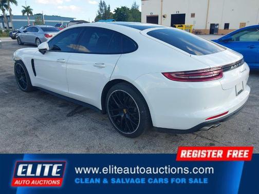 2020 Porsche Panamera 4S