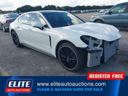 2020 Porsche Panamera 4S