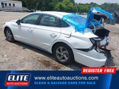 2023 Hyundai SONATA SE