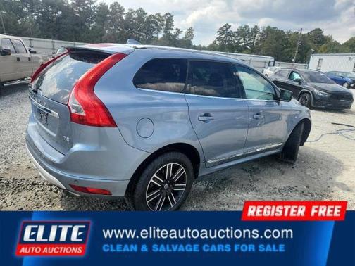 2017 Volvo XC60 T5 Dynamic