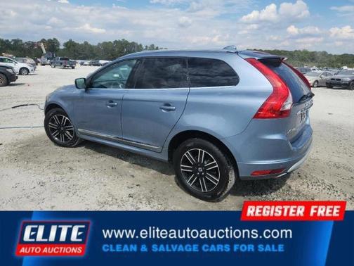 2017 Volvo XC60 T5 Dynamic