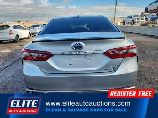 2024 Toyota Camry Hybrid SE